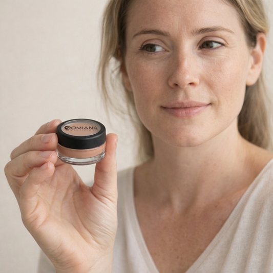 Omiana Natural Cosmetics Concealer Redness Concealer Cream - Without Mica, Titanium Dioxide, or Zinc Oxide